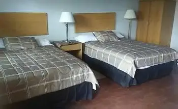 Pittsfield Motor Inn 7